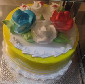 PINEAPPLE CAKE ( BADAL CAKES)